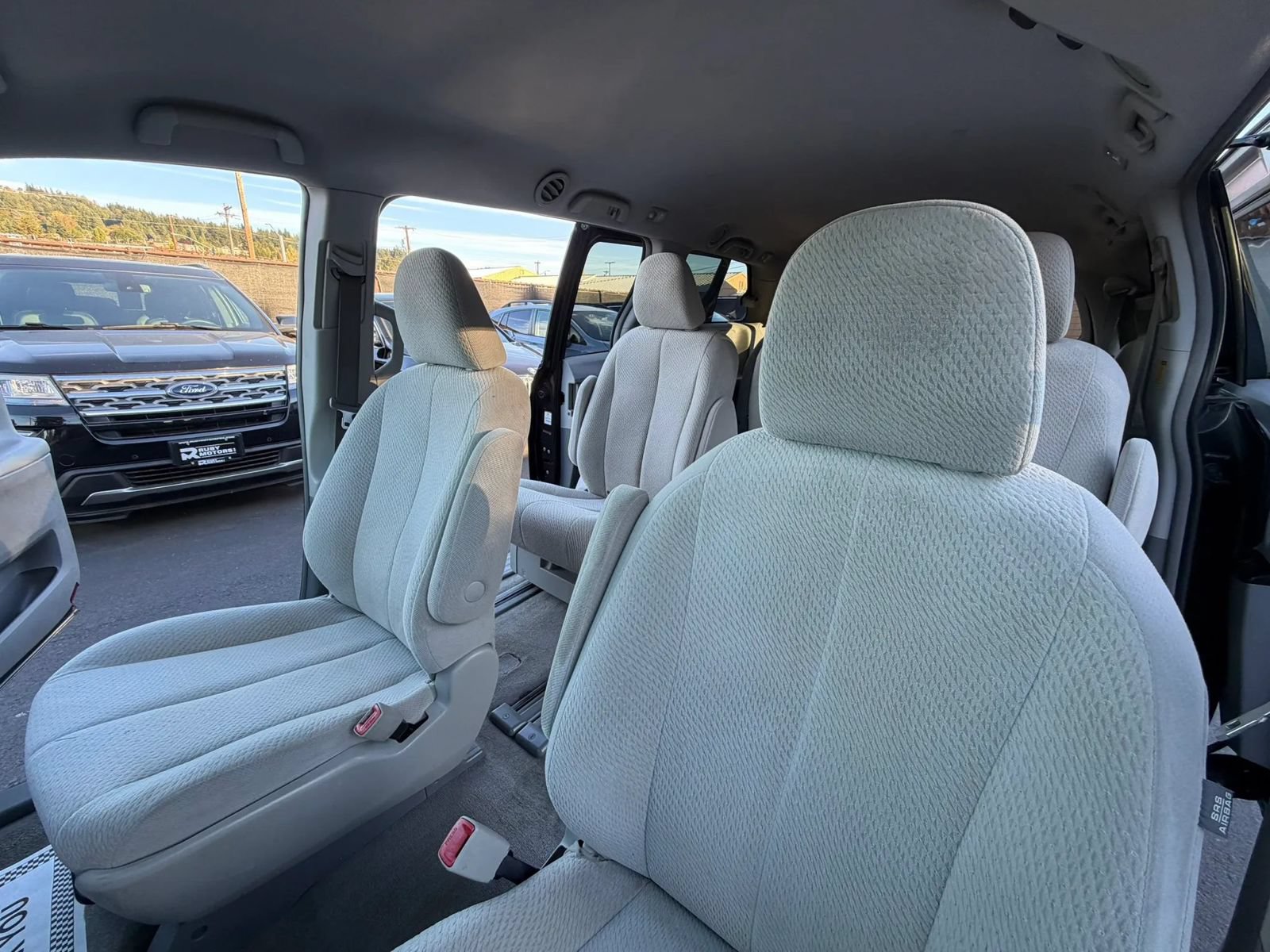 Used 2012 Toyota Sienna LE FWD image 20