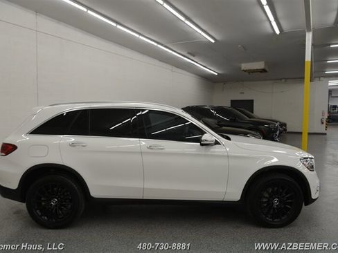 Used 2022 Mercedes-Benz GLC 300 4MATIC image 8