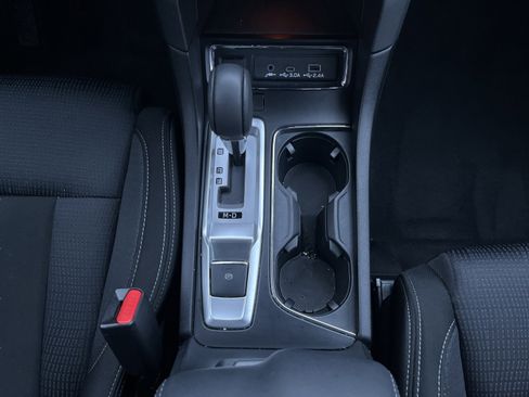 Used 2024 Subaru Ascent Premium w/ Convenience Package image 28