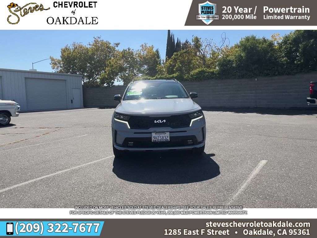 Used 2023 Kia Sorento SX AWD/4WD image 4