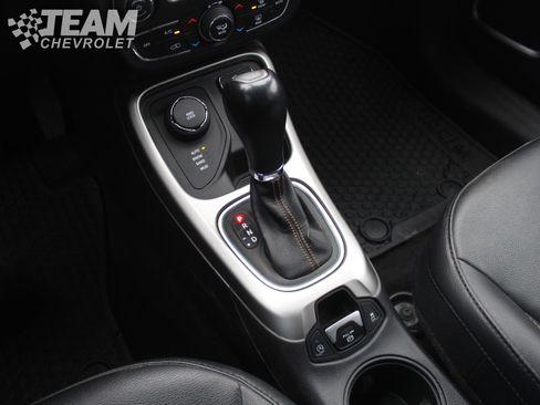 Used 2019 Jeep Compass Latitude w/ Popular Equipment Group image 18