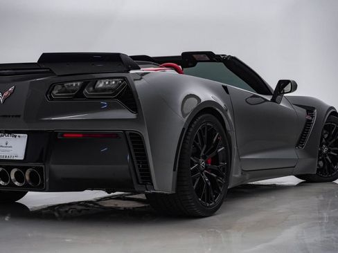 Used 2016 Chevrolet Corvette Z06 w/ 3LZ Preferred Equipment Group RWD image 12