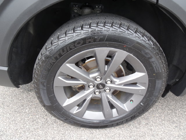 Used 2021 Ford Explorer XLT w/ Equipment Group 202A AWD/4WD image 35