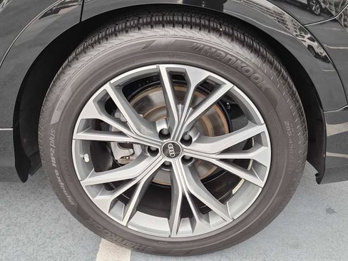 Certified 2023 Audi Q8 Prestige w/ Prestige Package image 12