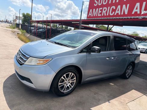 Used 2011 Honda Odyssey EX-L image 4