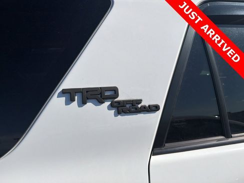 Used 2020 Toyota 4Runner TRD Off-Road Premium w/ Moonroof Package image 4