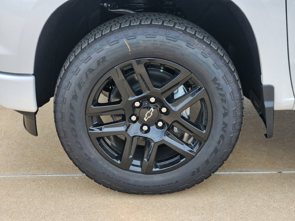 New 2026 Chevrolet Silverado 1500 RST w/ RST Select Package AWD/4WD image 8