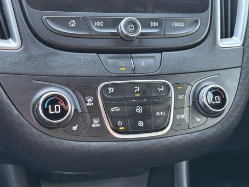 Used 2023 Chevrolet Malibu LT FWD image 20