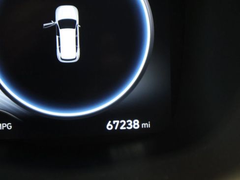 Used 2023 Hyundai Santa Fe SEL w/ Premium Package image 41