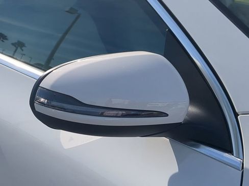 Used 2025 Mercedes-Benz GLA 250 image 12