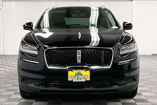 Used 2023 Lincoln Nautilus Reserve w/ Monochromatic Package FWD image 4