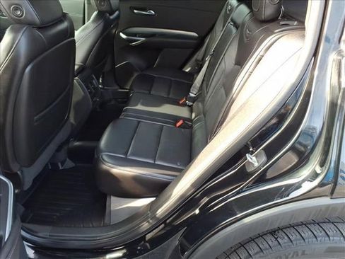 Used 2019 Cadillac XT4 Premium Luxury w/ LPO, Midnight Sport Package image 11