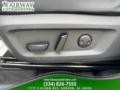 Used 2026 Nissan Rogue Platinum w/ Platinum Premium Package AWD/4WD image 16