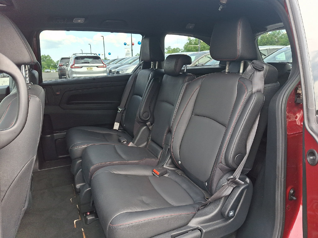 Used 2023 Honda Odyssey Sport image 10