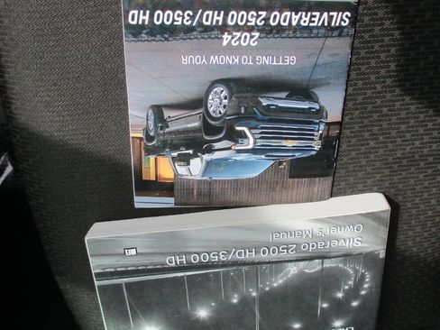 Used 2024 Chevrolet Silverado 2500 W/T w/ WT Convenience Package image 25