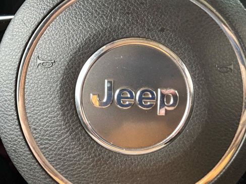 Used 2012 Jeep Wrangler Unlimited Sahara AWD/4WD image 21