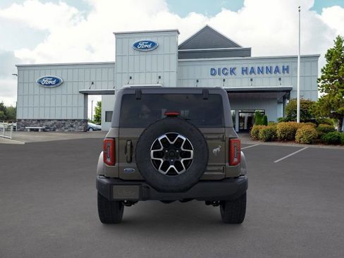 New 2025 Ford Bronco Outer Banks image 6