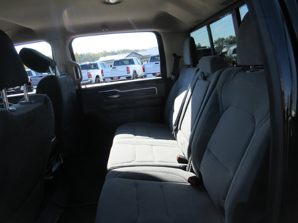 Used 2019 RAM 1500 Big Horn AWD/4WD image 19