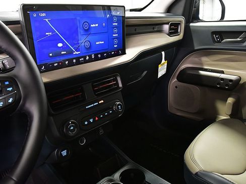 New 2026 Ford Maverick Lariat AWD/4WD image 21