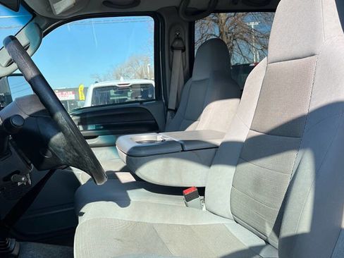 Used 2007 Ford F250 XL image 8