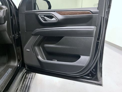 Used 2022 Chevrolet Tahoe High Country image 16