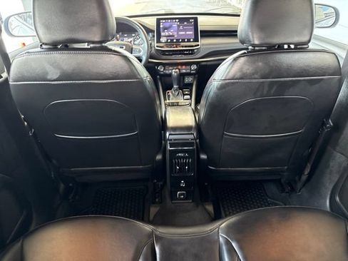 Used 2023 Jeep Compass Latitude w/ Convenience Group AWD/4WD image 39