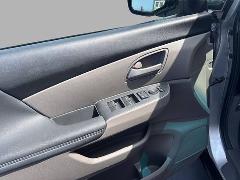 Used 2012 Honda Odyssey EX-L image 11
