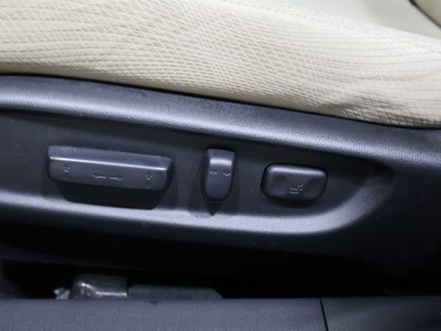 Used 2017 Honda Accord EX image 12