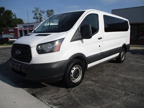 Used 2018 Ford Transit 150 XL RWD image 30