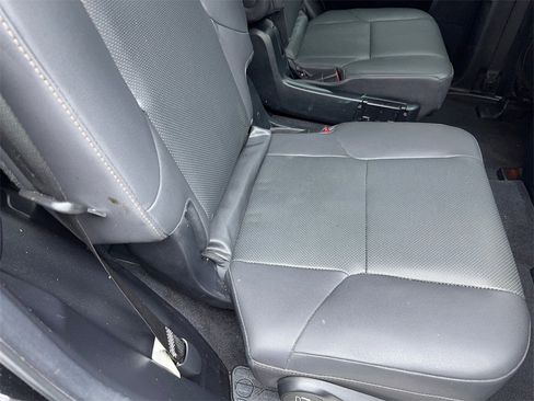 Used 2023 Lexus GX 460 Premium w/ Accessory Package image 49