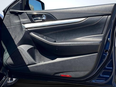 Used 2020 Nissan Maxima 3.5 SV image 24