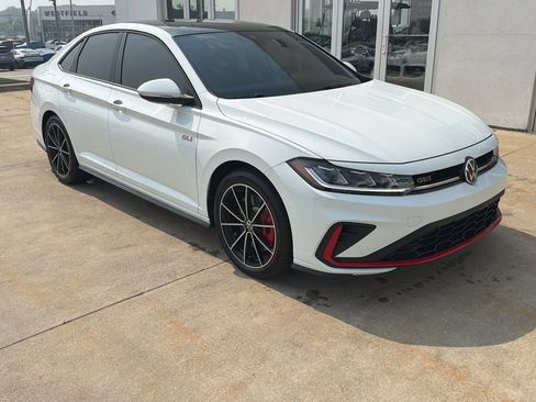 Used 2025 Volkswagen Jetta GLI Autobahn FWD image 1