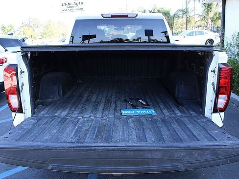 Used 2019 GMC Sierra 1500 SLE w/ SLE Convenience Package AWD/4WD image 7