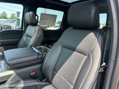 New 2025 Ford F150 Lariat w/ Equipment Group 501A Mid image 24