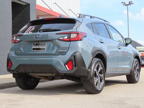 Used 2024 Subaru Crosstrek 2.0i Premium AWD/4WD image 4