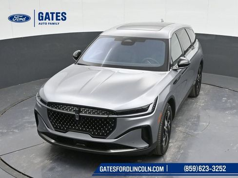 New 2025 Lincoln Nautilus Premier w/ Equipment Group 102A image 46