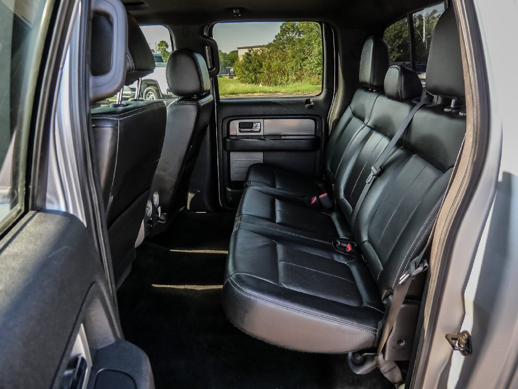 Used 2014 Ford F150 FX4 w/ Equipment Group 402A Luxury AWD/4WD image 23