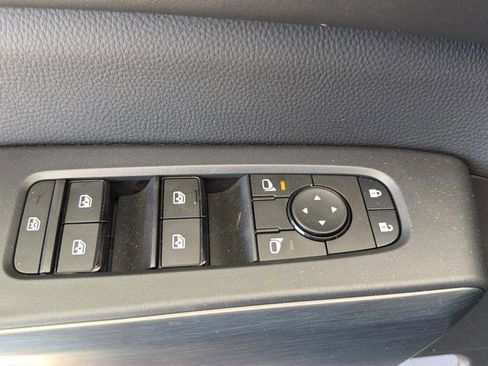 Certified 2025 Nissan Pathfinder Rock Creek AWD/4WD image 23
