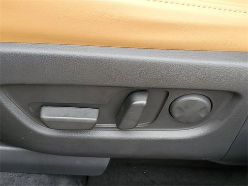 Certified 2025 MAZDA CX-70 3.3 Turbo S w/ Premium Plus image 7