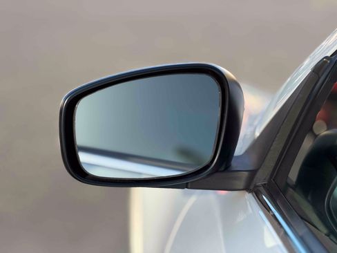 Used 2014 INFINITI Q60 Convertible w/ Premium Package RWD image 16