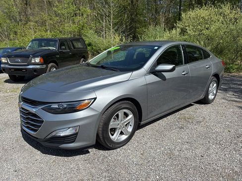 Used 2023 Chevrolet Malibu LS w/ Driver Confidence Package FWD image 4