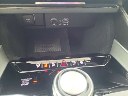 New 2026 Jeep Grand Wagoneer Limited AWD/4WD image 40