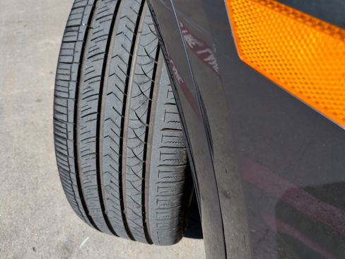 Used 2018 Audi Q5 2.0T Premium Plus w/ Premium Plus Package image 12