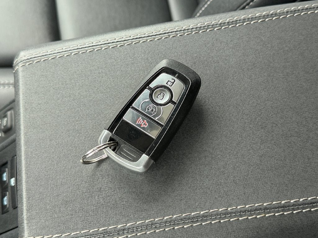 Used 2025 Ford Bronco Badlands AWD/4WD image 32