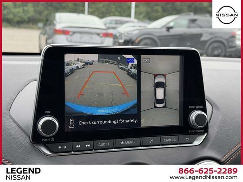 Certified 2023 Nissan Sentra SR w/ SR Premium Package FWD image 33