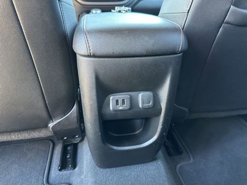 Used 2022 GMC Canyon AT4 image 24