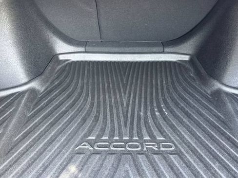 Used 2023 Honda Accord EX image 17