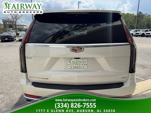 Used 2022 Cadillac Escalade Premium Luxury Platinum image 7