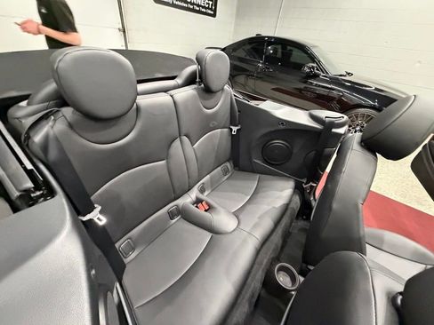 Used 2014 MINI Cooper Convertible FWD image 30