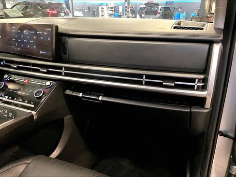 Used 2024 Hyundai Santa Fe SEL image 13